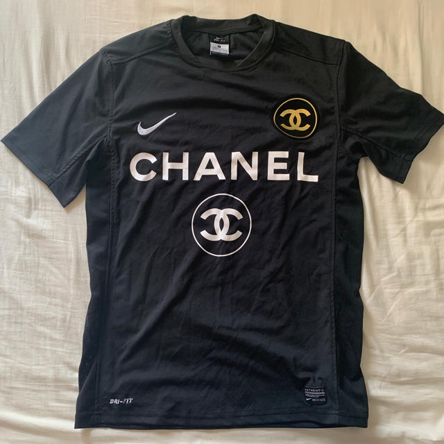 エヴァネス　NIKE × CHANEL コラボ　Tシャツ ナイキ シャネル