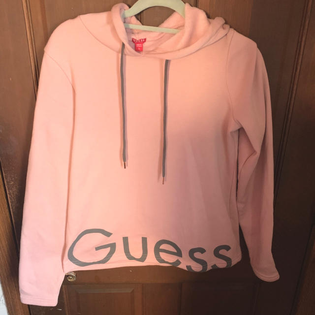 GUESS(ゲス)のGUESS パーカー レディースのトップス(パーカー)の商品写真