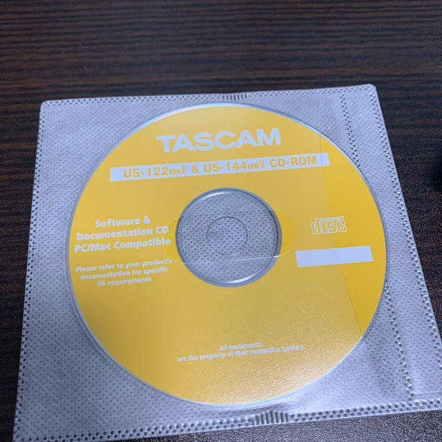 TASCAM オーディオインターフェース 1