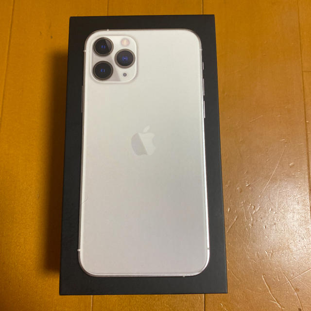 iPhone11pro  256GBSIMフリー美品シルバー