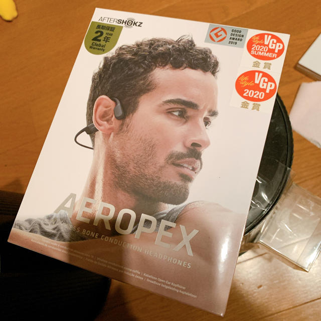 aftershokz aeropex ほぼ未使用品 骨伝導 ワイヤレスイヤホン aftershokz aeropex ほぼ未使用品 骨伝導 ワイヤレスイヤホン