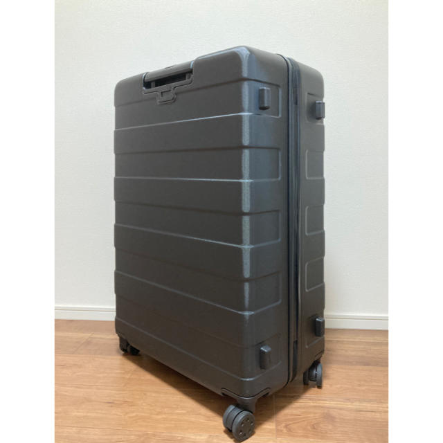 MUJI (無印良品)(ムジルシリョウヒン)の無印良品　キャリーバーの高さを自由に調節できるハードキャリーケース（１０５Ｌ） レディースのバッグ(スーツケース/キャリーバッグ)の商品写真