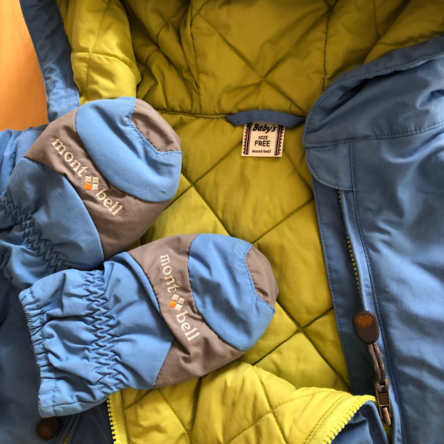 mont bell(モンベル)のモンベル  雪遊び　カバーオール　手袋セット！ キッズ/ベビー/マタニティのベビー服(~85cm)(カバーオール)の商品写真