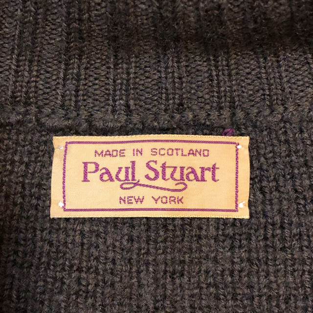 Paul Stuart(ポールスチュアート)の11月いっぱいマック株主優待券付き。ポールスチュワート　深緑色の厚手カーディガン メンズのジャケット/アウター(ブルゾン)の商品写真
