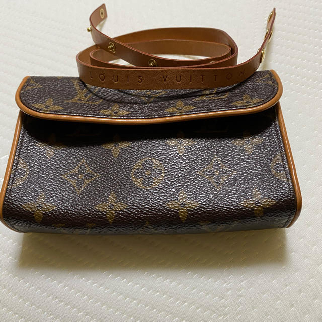 LOUIS VUITTON(ルイヴィトン)の超美品！廃番レア品　ルイヴィトン　ウエストポーチ レディースのバッグ(ボディバッグ/ウエストポーチ)の商品写真