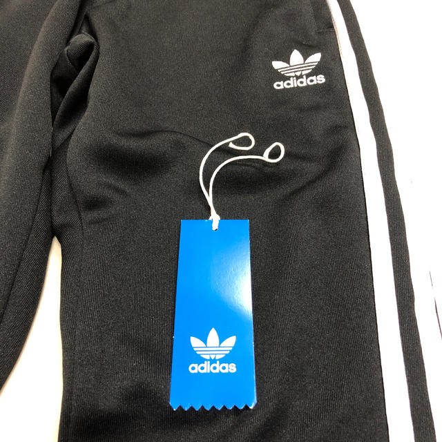 adidas(アディダス)のadidas トラックパンツ　ジャージ メンズのトップス(ジャージ)の商品写真