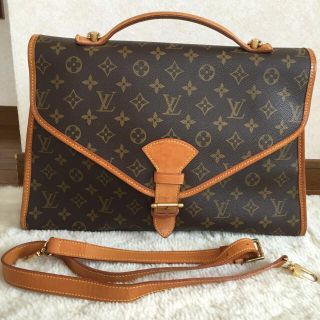 LOUIS VUITTON(ショルダーバッグ)のフリマアイテム一覧 LOUIS VUITTON(ショルダーバッグ)のフリマアイテム一覧