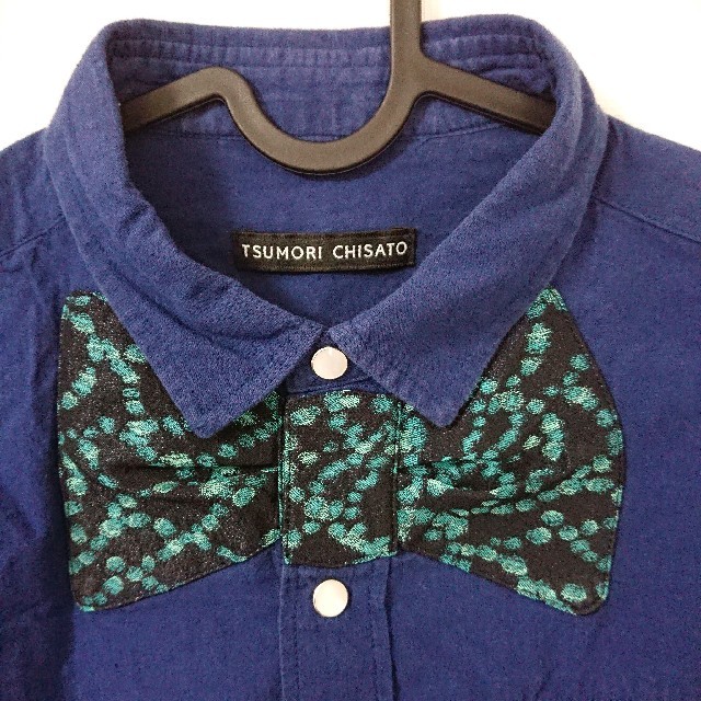 TSUMORI CHISATO(ツモリチサト)の【専用】TSUMORI CHISATO蝶ネクタイシャツ メンズのトップス(シャツ)の商品写真