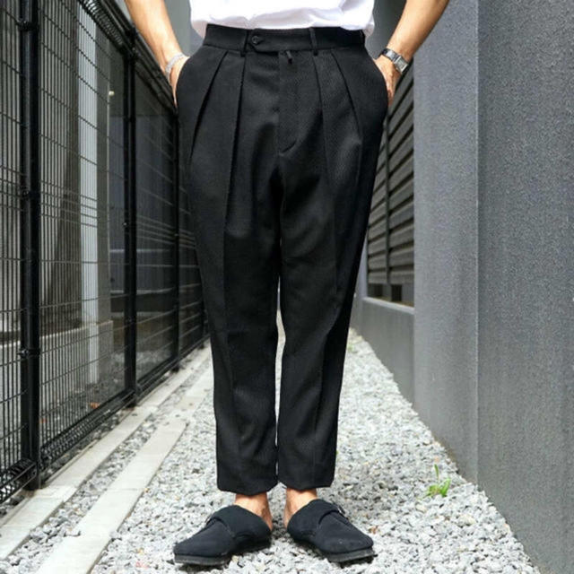 COMOLI(コモリ)のNEAT  Cotton Kersey Tapaerd Black メンズのパンツ(スラックス)の商品写真