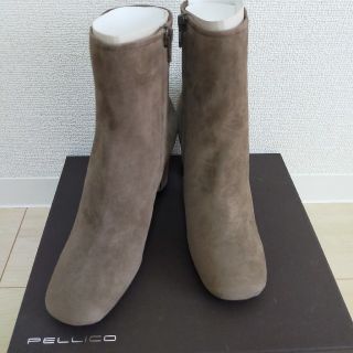 ペリーコ(PELLICO)の【新品】ペリーコ/PELLICO　スウェードショートブーツ　37.5(ブーツ)