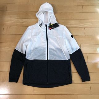 アンダーアーマー(UNDER ARMOUR)の専用!【超お得!】最終価格!UAメンズ用ジャケット(ナイロンジャケット)