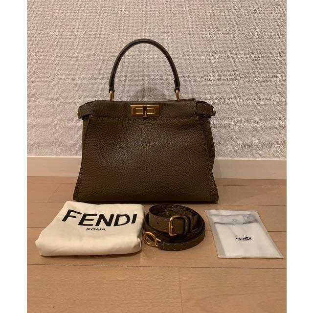 フェンディ  ピーカブー　セレリア　FENDI ピーカーブー レディースのバッグ(ハンドバッグ)の商品写真