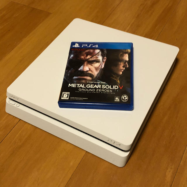 プレステ4 本体 CUH-2200AB02 500GB 白 おまけ PS4