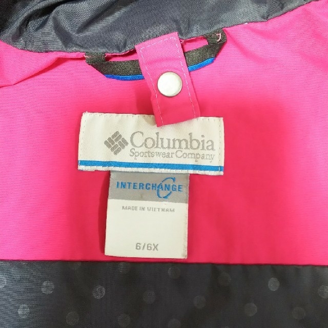 Columbia(コロンビア)のColumbiaジャケット キッズ/ベビー/マタニティのキッズ服女の子用(90cm~)(ジャケット/上着)の商品写真