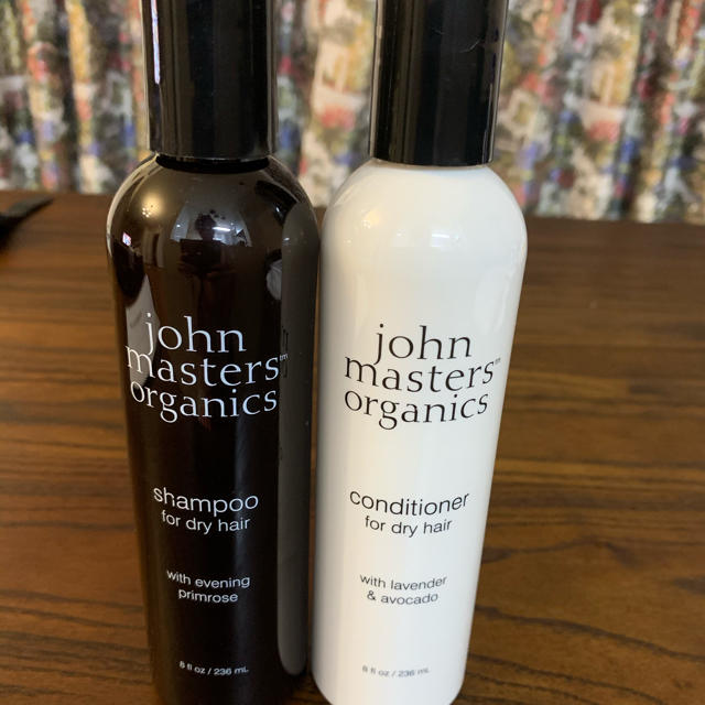 John Masters Organics(ジョンマスターオーガニック)のジョンマスターオーガニック シャンプー&コンディショナー セット コスメ/美容のヘアケア/スタイリング(シャンプー/コンディショナーセット)の商品写真