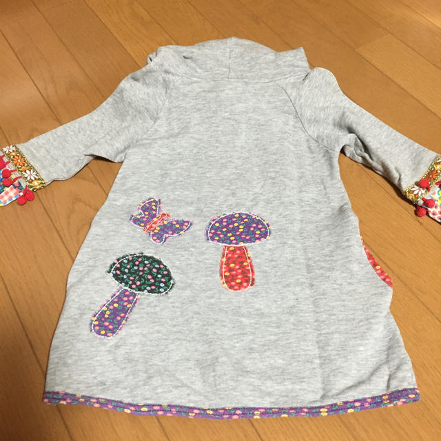 VANA VANA(バナバナ)のvana vana パッチワーク グレー ワンピース 100cm キッズ/ベビー/マタニティのキッズ服女の子用(90cm~)(ワンピース)の商品写真