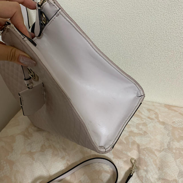 GUESS(ゲス)のGUESS バック レディースのバッグ(トートバッグ)の商品写真