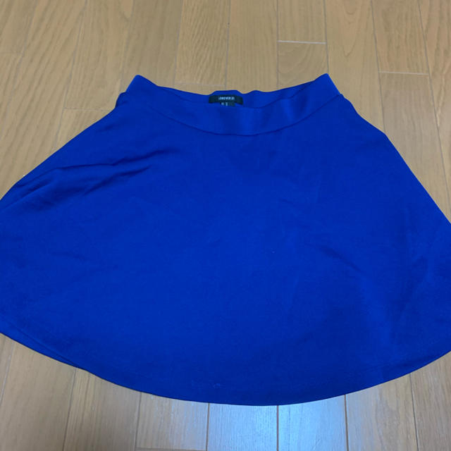 FOREVER 21(フォーエバートゥエンティーワン)のミニ　フレアスカート　ブルー レディースのスカート(ミニスカート)の商品写真