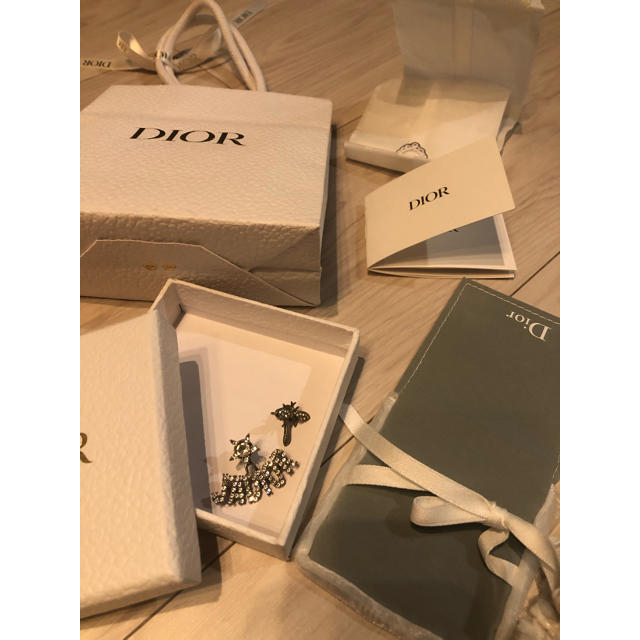 Dior ピアス　ジャドール