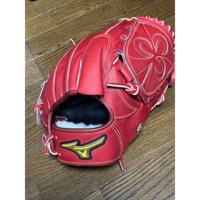 ミズノプロ　硬式　グローブ　赤　坂本勇人モデル野球