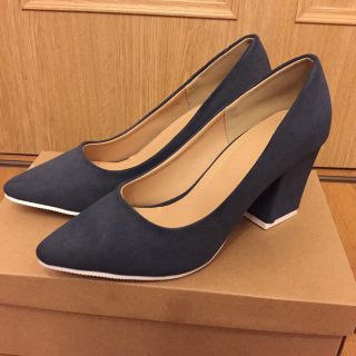 新品♡チャンキーヒールパンプス(ハイヒール/パンプス)