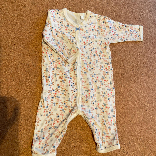 PETIT BATEAU(プチバトー)のプチバトー　ロンパース　6m, 67cm キッズ/ベビー/マタニティのベビー服(~85cm)(ロンパース)の商品写真