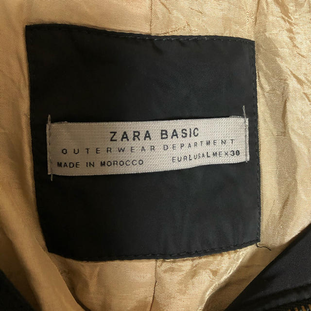 ZARA(ザラ)の【ugot様専用】ZARA BASIC  MA-1ブルゾン　アウター　ブラック レディースのジャケット/アウター(ブルゾン)の商品写真