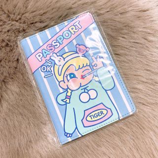 【新品未使用】MILKjoy ミルクジョイ パスポートケース ♥(旅行用品)