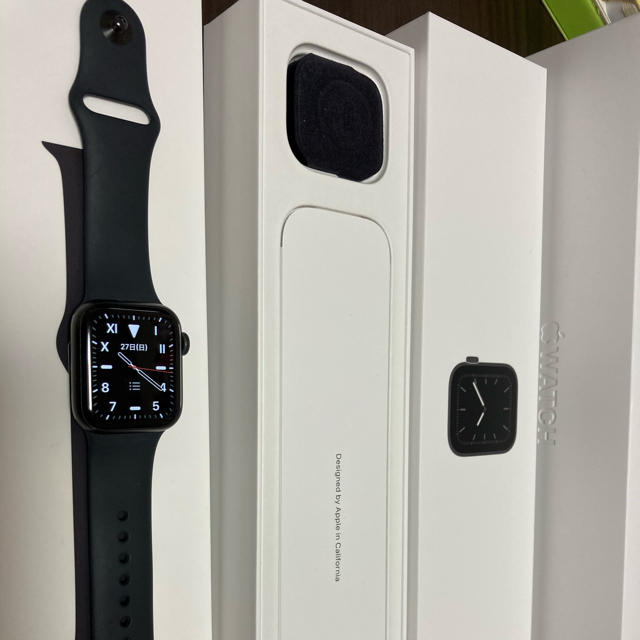 Apple Watch(アップルウォッチ)のアップルウォッチ5 メンズの時計(腕時計(デジタル))の商品写真