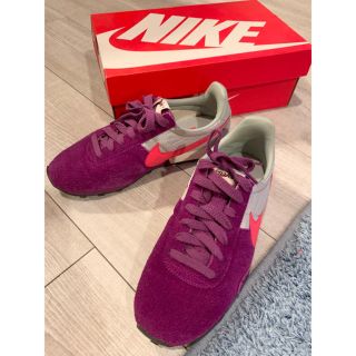 ナイキ(NIKE)のNIKEスニーカーレディース　23.5cm(スニーカー)