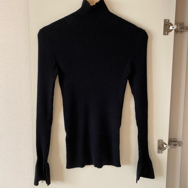 TODAYFUL(トゥデイフル)のharu様専用TODAYFUL Flarecuffs Rib Knit ブラック レディースのトップス(ニット/セーター)の商品写真