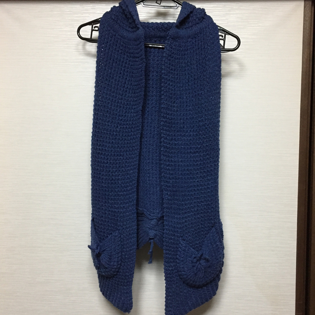 フード付きニットベストの通販 by yossy's shop|ラクマ