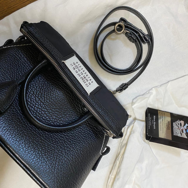 Maison Martin Margiela - 正規品 マルジェラ margiela 5AC bag 鞄 美品 黒 Maison Martin Margiela - 正規品 マルジェラ margiela 5AC bag 鞄 美品 黒