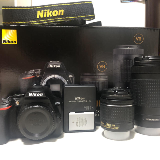 Nikon D3500 ダブルズームキット Nikon D3500 ダブルズームキット