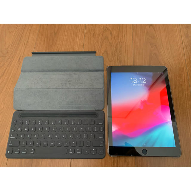 スマホ/家電/カメラiPad Pro 9.7 256GB docomo版 SIMロック解除済