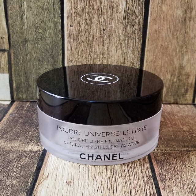 CHANEL(シャネル)の⚠️空容器のみ⚠️CHANELプードゥル ユニヴェルセル リーベル空容器 美品✨ コスメ/美容のベースメイク/化粧品(その他)の商品写真