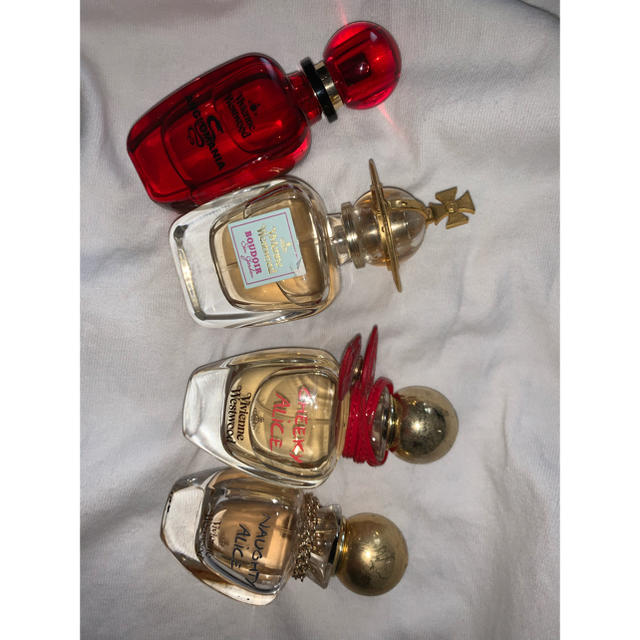Vivienne Westwood(ヴィヴィアンウエストウッド)のヴィヴィアン 香水セット コスメ/美容の香水(香水(女性用))の商品写真