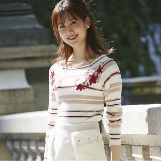 トッコ(tocco)のtocco closet☆美品 フラワー刺繍レトロボーダーニットプルオーバー(ニット/セーター)