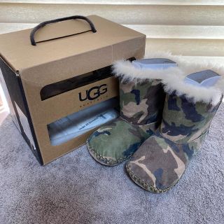 アグ(UGG)のUGG ベビーブーツ　I CADEN CAMO (ブーツ)