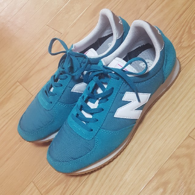 New Balance(ニューバランス)のニューバランス スニーカー 24cm 美品 レディースの靴/シューズ(スニーカー)の商品写真