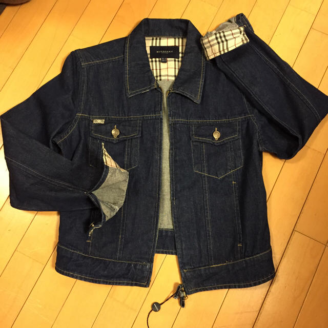 BURBERRY - 未使用 バーバリー ジージャン の通販 by マカロン