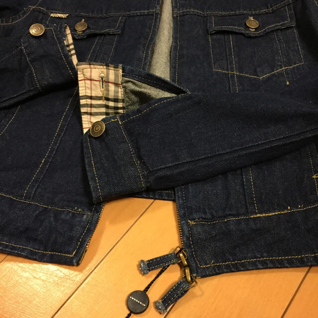 BURBERRY - 未使用 バーバリー ジージャン の通販 by マカロン BURBERRY - 未使用 バーバリー ジージャン の通販 by マカロン