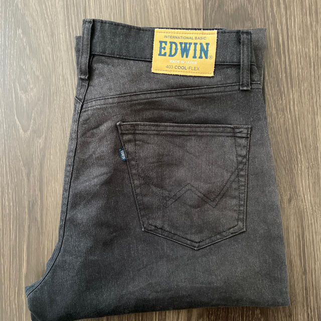 EDWIN(エドウィン)のEDWIN 403 COOL-FLEX 33 ブラック　ストレート　黒 メンズのパンツ(デニム/ジーンズ)の商品写真