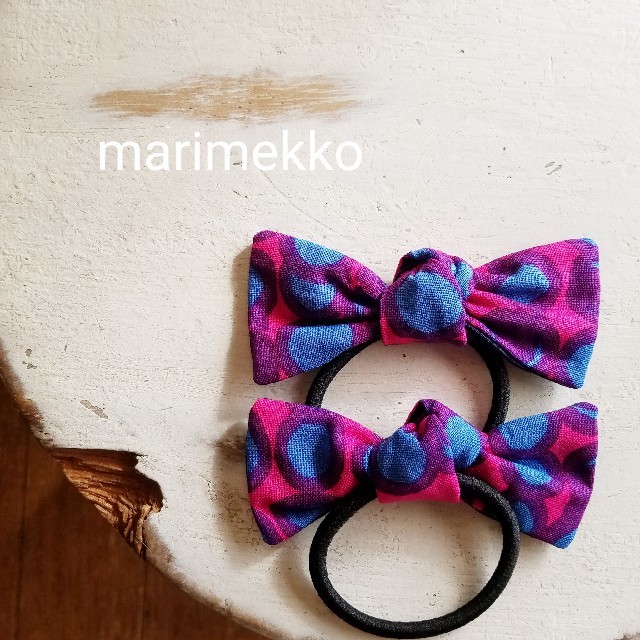 marimekko(マリメッコ)の[marimekko] handmade ﾏﾘﾒｯｺ ﾍｱｺﾞﾑ ｾｯﾄ 廃盤柄 レディースのヘアアクセサリー(ヘアゴム/シュシュ)の商品写真