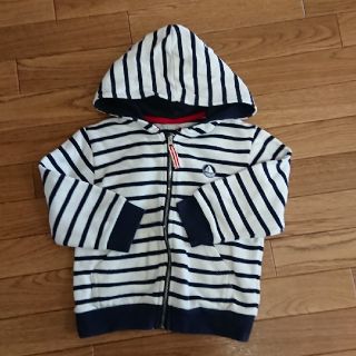 プチバトー(PETIT BATEAU)のプチバトーのパーカー(ジャケット/上着)