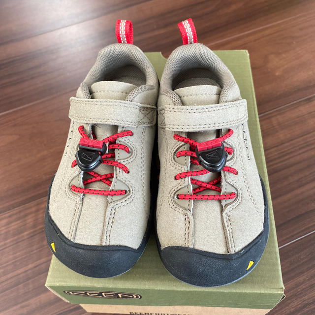 KEEN(キーン)のKEEN JASPER 靴 キッズ/ベビー/マタニティのキッズ靴/シューズ(15cm~)(スニーカー)の商品写真