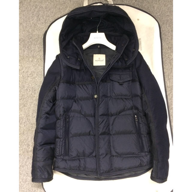 MONCLER(モンクレール)の美品MONCLERモンクレール ウール×ナイロン Ryan ライアン サイズ 1 メンズのジャケット/アウター(ダウンジャケット)の商品写真