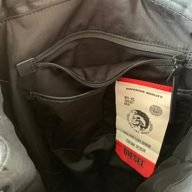DIESEL(ディーゼル)のピカ71様　専用　ディーゼル　リュック レディースのバッグ(リュック/バックパック)の商品写真