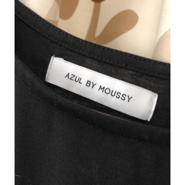 AZUL by moussy(アズールバイマウジー)の新品AZUL by moussy肩出しトップス レディースのトップス(カットソー(半袖/袖なし))の商品写真