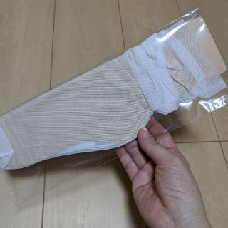 クツシタヤ(靴下屋)のシースルー靴下　白　新品(ソックス)